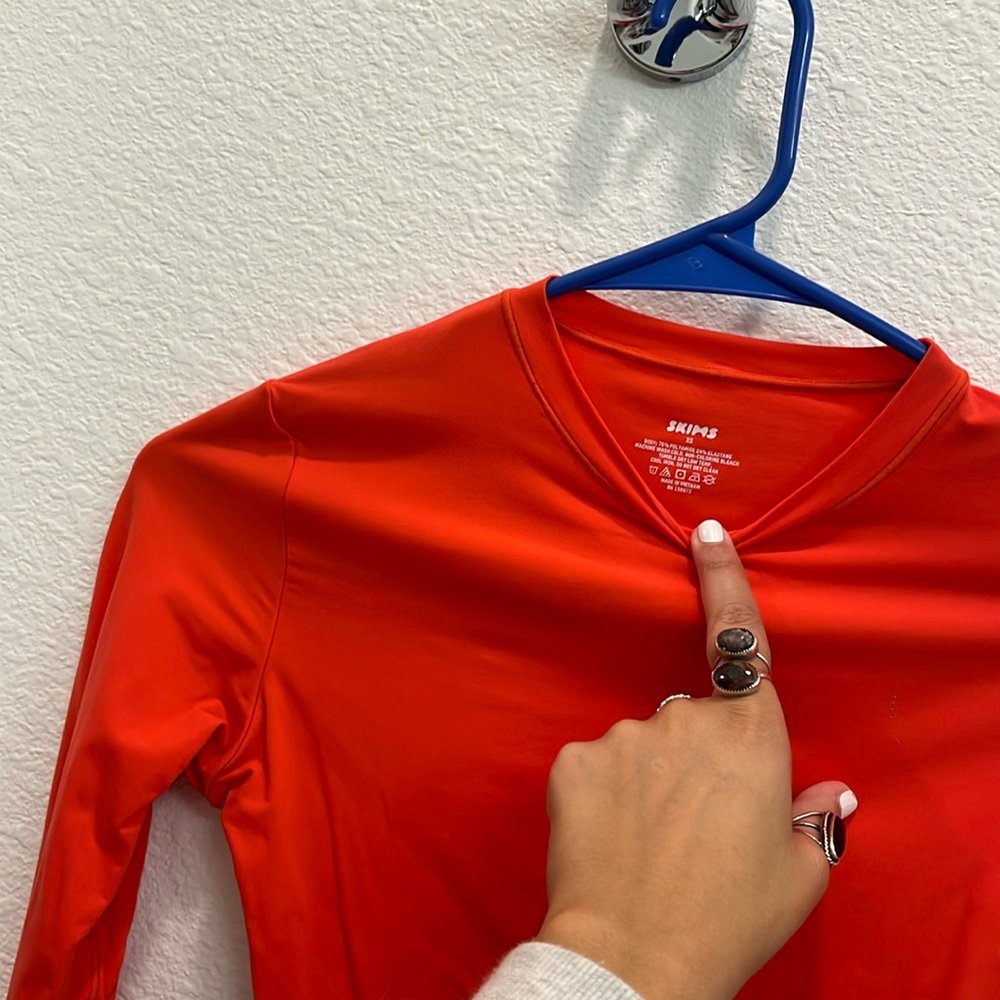 skims fits everybody long sleeve bodysuit